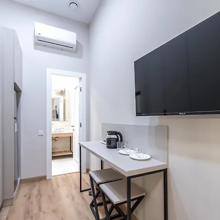 Designer Of Deribas Apartment